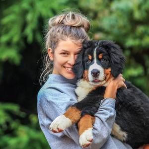 Meet your Posher, Alix